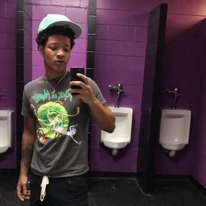 Meet your Posher, Qay